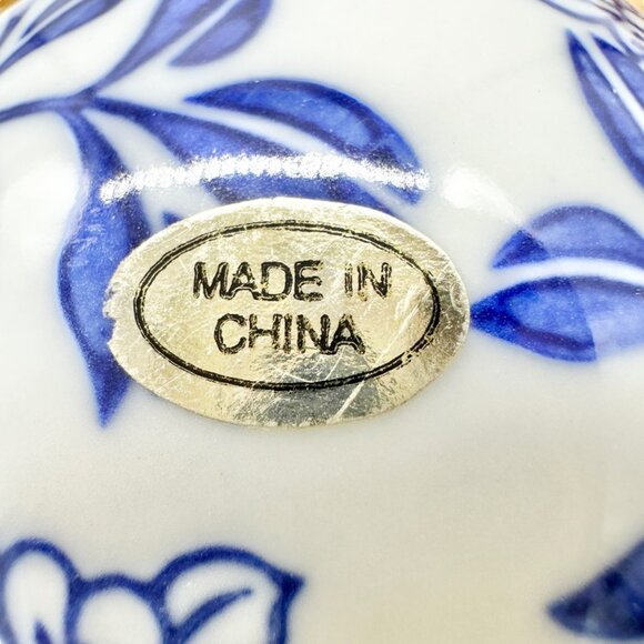 Set Of 6 Blue and White Porcelain Decorative Orbs and Egg Floral Design NO BOX - Picture 2 of 16